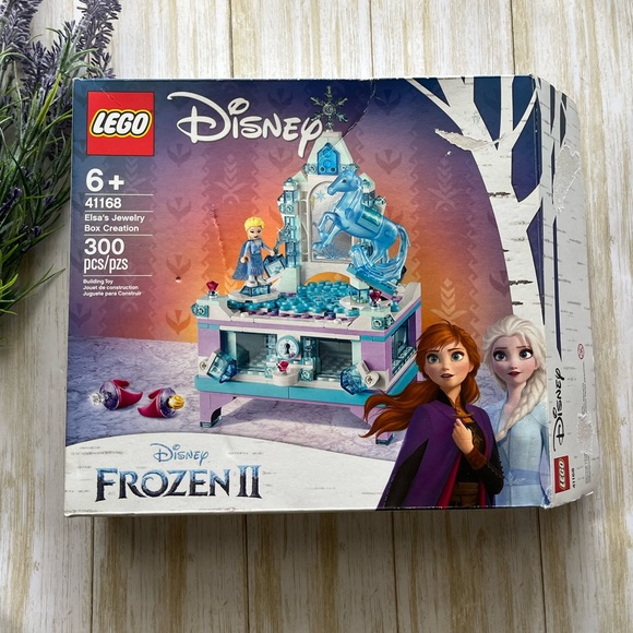 LEGO Disney Frozen 2 Elsa’s Jewelry Box Creation 300pcs 41168 - Picture 4 of 4